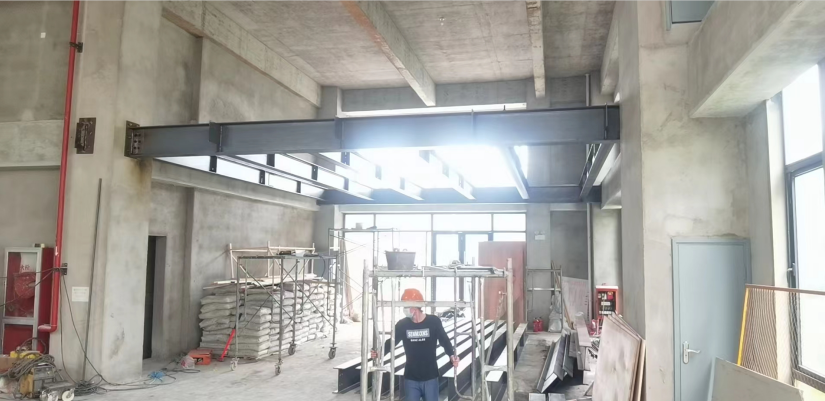 钢结构夹层主梁副梁连接施工 钢结构夹层主梁副梁连接施工